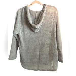 •NWT Women’s Lavender Field Hooded Sweater Size Small Soft Gray Criss Cross